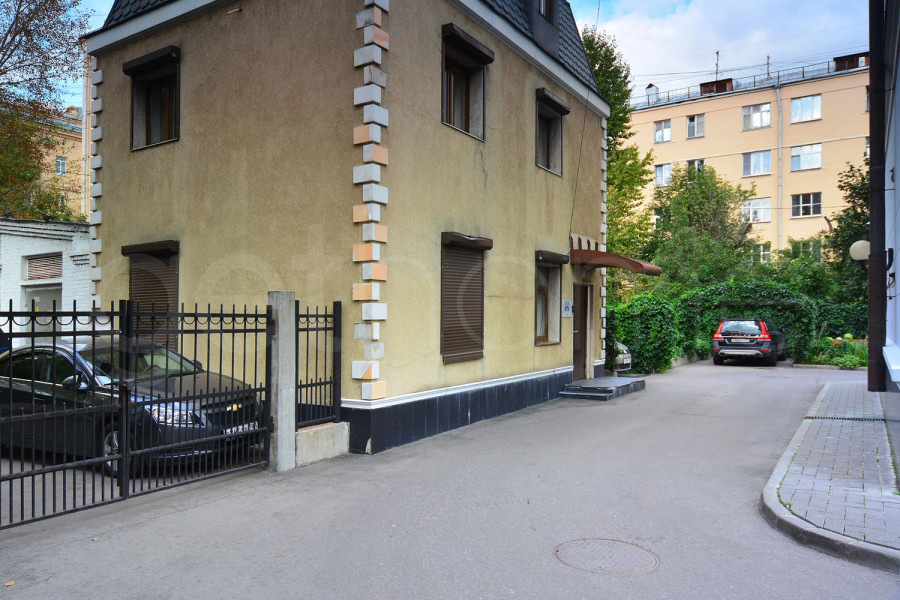 Продажа квартиры площадью 100 м² в на улице Ефремова по адресу Хамовники, Ефремова ул.14стр. 2