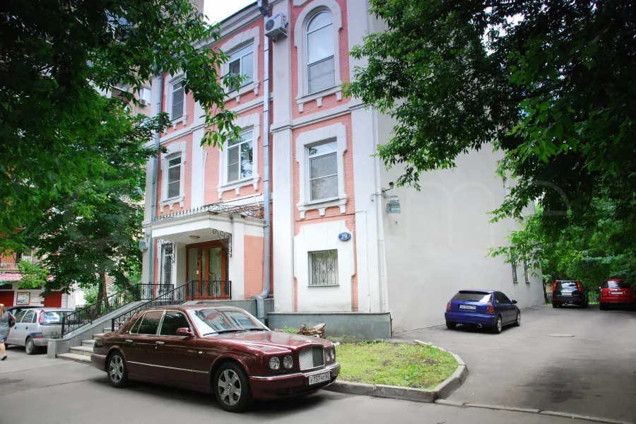 Аренда квартиры площадью 872.7 м² в на Гагаринском переулке по адресу Арбат, Гагаринский пер., 29